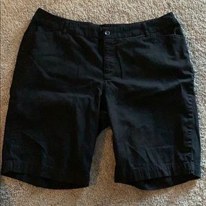 Women’s Bermuda shorts